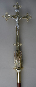 Krzyż procesyjny , wysokość z drążkiem 250 cm