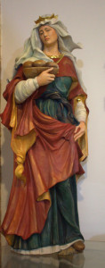 Rzeźba świętej Elżbiety Węgierskiej