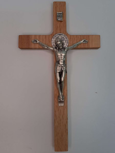 Krzyż Benedyktyński  buk 17cm