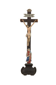 Krzyż stojący, rzeźba drewniana, wysokość 52 cm