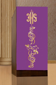 Obrus na lektorium z IHS, kolor fioletowy, 55x250 cm