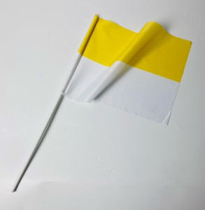 Flaga kościelna, żółto-biała z drążkiem PCV, 40 x 31 cm