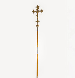 Krzyż procesyjny na drzewcu.jpeg