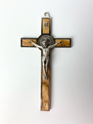 Krzyż św. Benedykta z drzewa oliwnego, wysokość 19,5 cm
