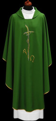Ornat z haftowanym motywem Krzyża (zielony)