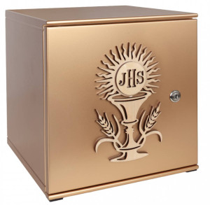 Tabernakulum do ciemnicy złocone  