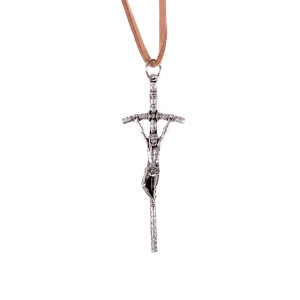 Naszyjnik - krzyżyk papieski - rzemyk, 6,5 cm