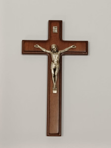 Krzyż wiszący z drewna, 19 cm