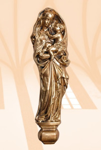 Płaskorzeźba Matki Bożej z Dzieciątkiem, wysokość 41 cm