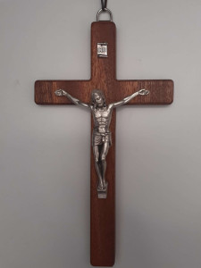 Krzyż na rzemyku 11 cm