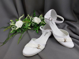Buty komunijne dla dziewczynki 