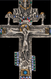 Krzyż prawosławny zdobiony klejnotami, wysokość 15 cm