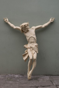 Chrystus Ukrzyżowany - rzeźba w drewnie na zamówienie