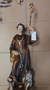 Święty Leonard, rzeźba drewniana, wysokość 55 cm