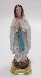 Figurka -  Matka Boża Różańcowa, wysokość 20 cm 