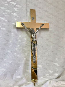 Krzyż procesyjny ze srebrzoną pasyjką