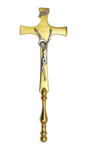 Krzyż do ceremonii ślubnych, odlew mosiężny lakierowany, wysokość 35 cm 