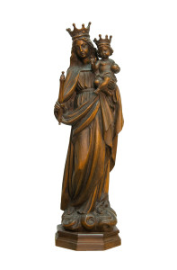 Madonna Wspomożenie Wiernych, rzeźba drewniana bejcowana, wysokość 56 cm