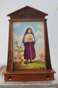 Feretron z obrazem św. Hiacyntę