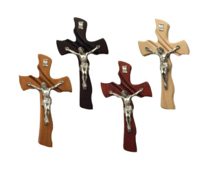 krzyż wiszący frezowany 15 cm
