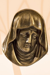 Głowa Maryi, płaskorzeźba, wysokość 12 cm
