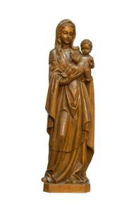 Madonna, drewniana rzeźba bejcowana, wysokość 52 cm