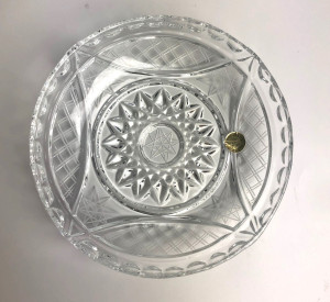 Kryształowy talerzyk o średnicy 15 cm 
