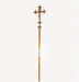 Krzyż procesyjny na drzewcu